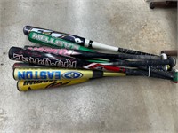 Youth baseball bats
