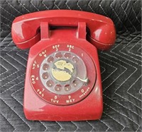 Rotary dial telephone