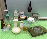 Ceramic & Glass Ware incl Lenox, Pyrex, Luster Wa.