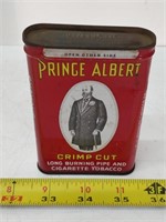 Prince albert tin full of lead soldiers