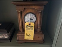 MANTEL CLOCK - WOOD - 11x8x5