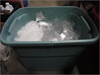 Triangle Plastic Containers w/ Lids