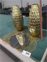 Decorative Pieces