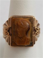 10K Yellow Gold Tigereye Cameo Ring 8 Grams