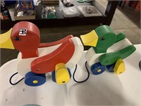 WOODEN DUCK PULL TOYS