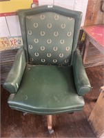 WESTERN HORSESHOE PATTERN ROLLING OFFICE CHAIR