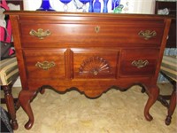 American Drew Inc. 4 Drawer Colonial Style Chest