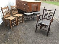 GROUPING OF ANTIQUE CHAIRS