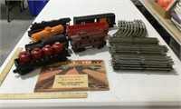 Lionel 1957 Toy trains w/ metal tracks