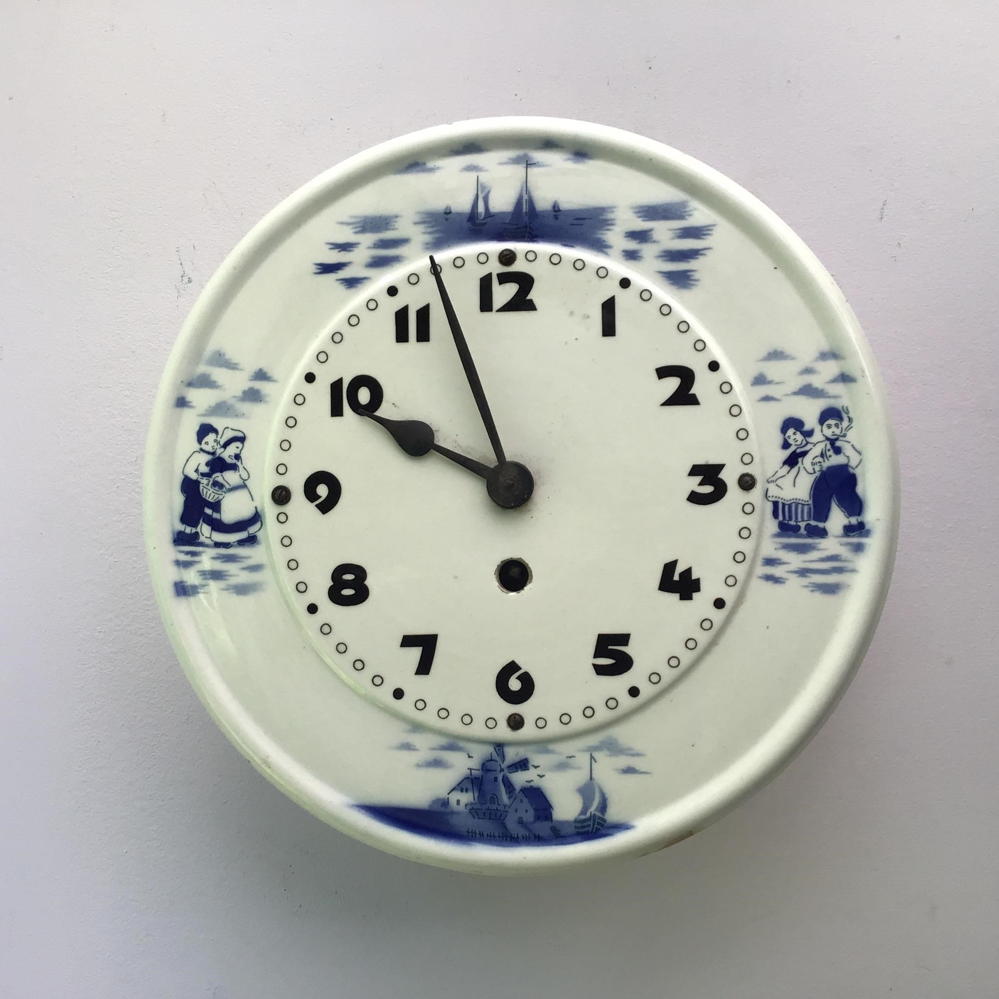 DELFT BLUE CERAMIC WALL CLOCK