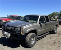 2003 Chevrolet Extended Cab Duramax 4WD Pickup