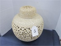 ORIENTAL LIDDED JAR