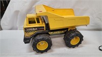 VINTAGE LARGE TONKA