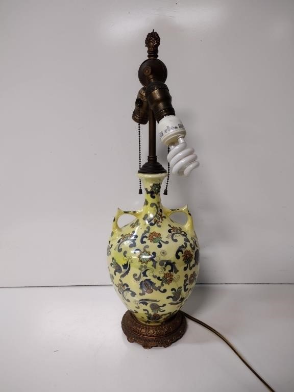 Vintage Ceramic Table Lamp