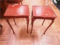 Pair of bombe' small tables with piecrust edge