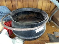 Vtg. Cast Iron Gypsy Pot