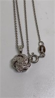Sterling pendant necklace marked 925 Italy 2.9g