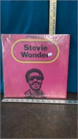 Stevie Wonder “Looking Back” 3 Record Set / LP