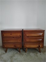 Franklin Shockey Co. Vintage Pine Nightstands