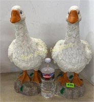 2 resin geese