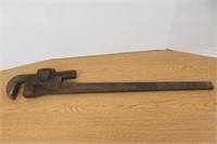 Large 32" Pipe Wrench