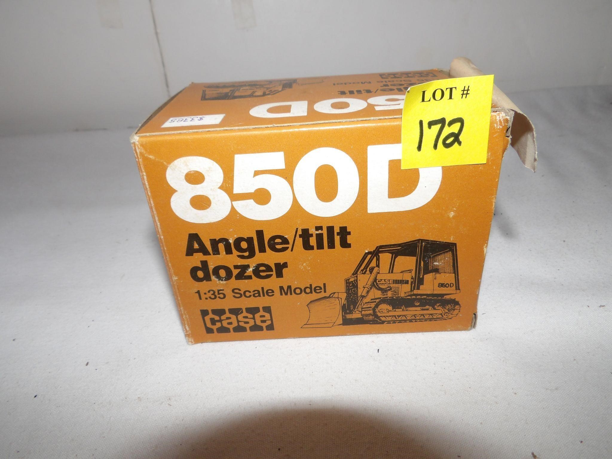 Case 850 Dozer--1/35th