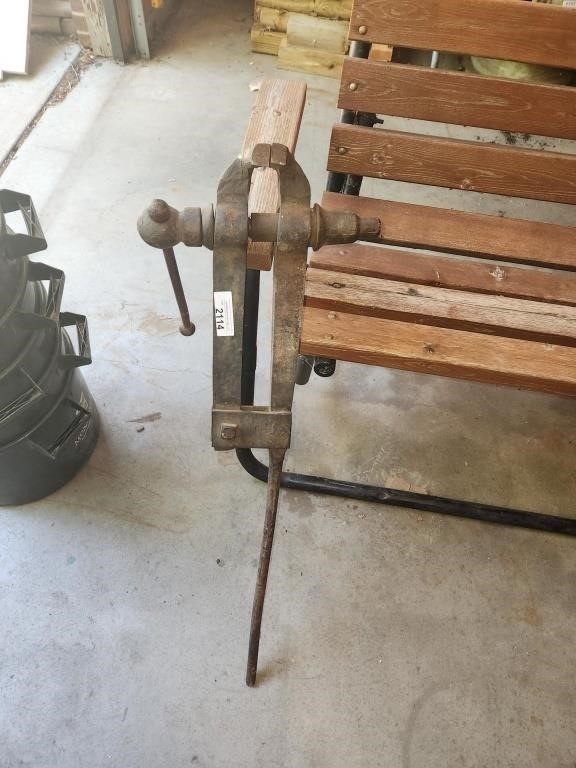 Vintage Leg Vise - 4"