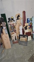 Assorted Wood cutouts and snowmen decor