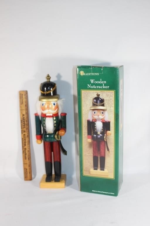 Traditions wooden Nutcracker with box