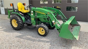 John Deere 2320 tractor w/loader