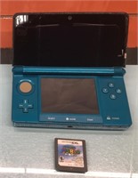 Nintendo 3DS console & Super Mario game