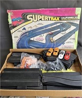 Bachmann 1/32 scale Slot Car Set w/Crossover Track