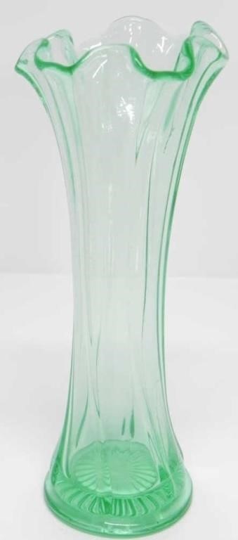 GREEN URANIUM GLASS RUFFLE 9" VASE