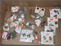 Several pieces of assorted costume jewelry