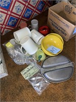 camping dinnerware and mess kit