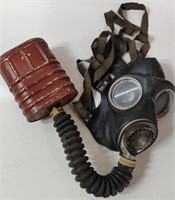 WW2 Canadian Military Gas Mask