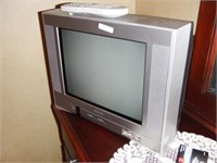 Toshiba 13” TV with remote