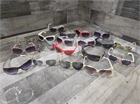 Vintage Sunglasses Lot - 19 Pair