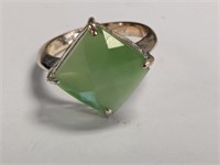 925 GREEN STONE RING SIZE 8