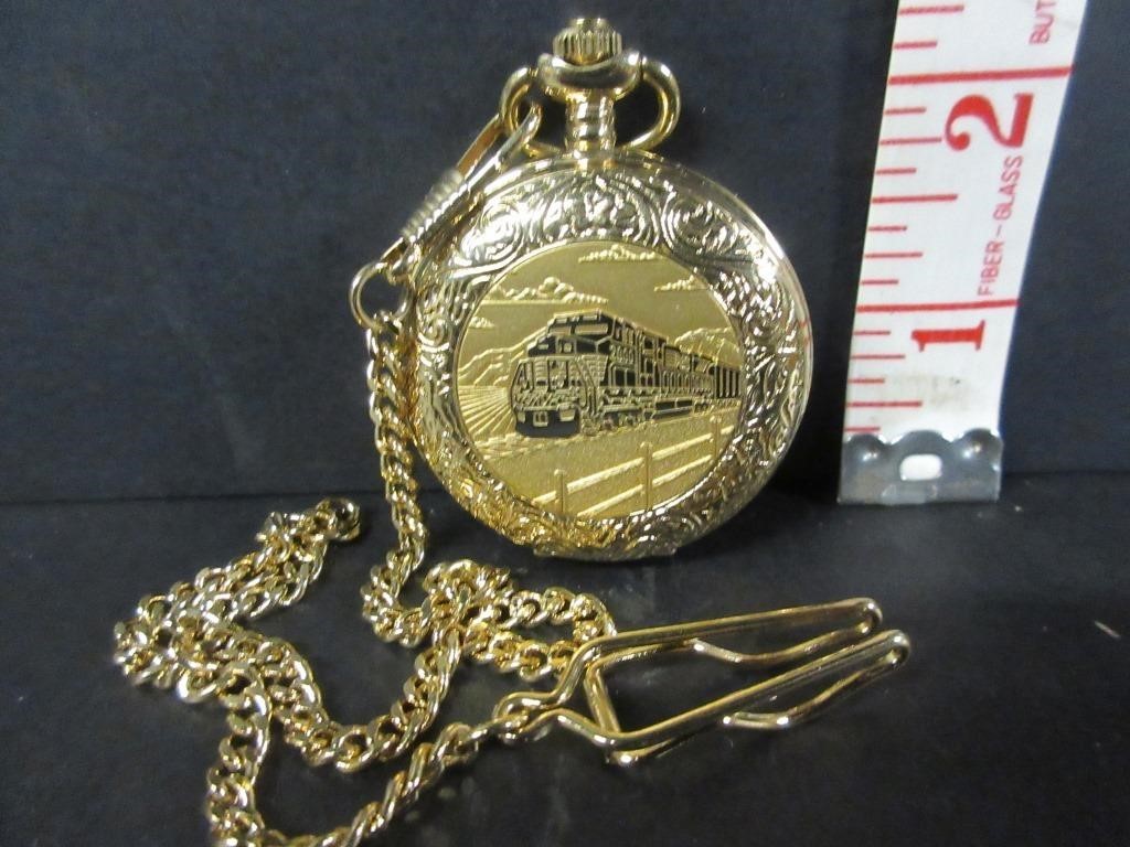 BEAUTIFUL CN RAILROAD POCKET WATCH