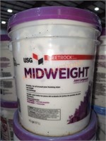 USG Midweight Joint Compound 4.5 Gal