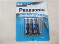Boîte de 48 batteries AAA Panasonic exp,08/24