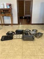 Baking trays, bowls, and baking pans