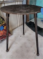 STEEL TABLE FOR DUTCH OVEN POTS