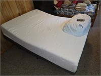Putty adjustable full size bed w/ remote &...