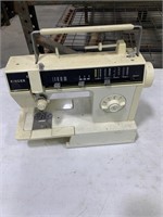 Singer sewing machine 15.5 x 14, no cord