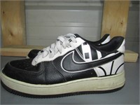 Nike Air Shoes, Size 9