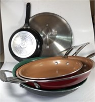 4 Skillets and 1 Lid