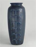 ROCKWOOD POTTERY VASE ABOUT 9" 1919