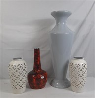 Collection of vases, 2 with solar panels